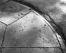 Sidewalk_on_mlk_drive