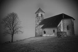 Church_and_a_tree