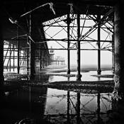Under_blackpool_pier