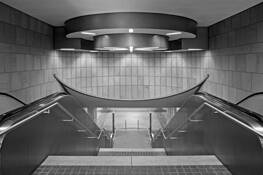 Underground_no_01
