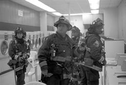 Firemen_at_the_laundromat