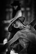 Dancers_on_the_street_7