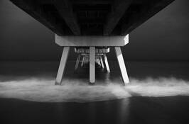 Atm_under_the_boardwalk