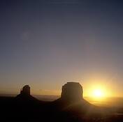The_mittens_-_monument_valley