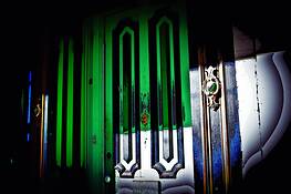 Closed_door