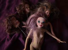Royal_dolls
