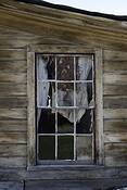 09_window_curtain