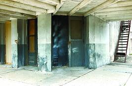 Vacated_-_no_loitering