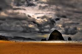 Clouds_over_cannon_beach