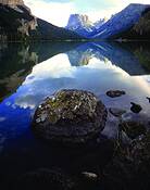 Green_river_lake