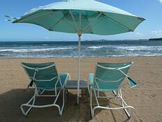 Oceanfront_living
