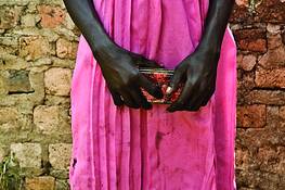 Girl_with_pencil_box