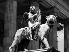 Statue