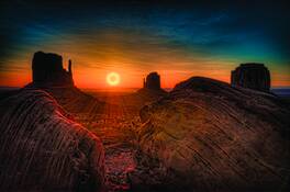 Sunrise_monument_valley