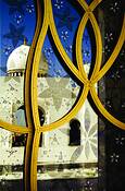 Reflection_-_grand_zayad_mosque