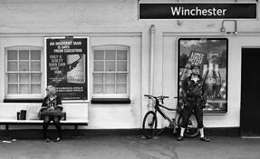 Railroad_station