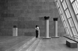 Museum_guard