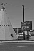 Sleep_in_a_wigwam_route_66