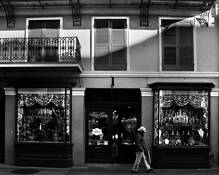 Walking_past
