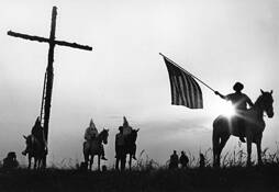 Horsemen_waving_american_flag