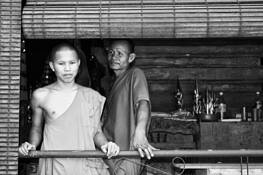 Two_monks