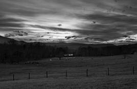Sunset_over_cades_cove