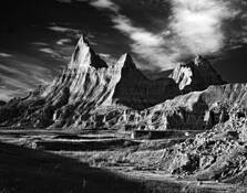 Badlands_at_dusk