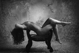 Nude_with_attitude