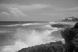 Pounding_sea