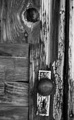 Decaying_door