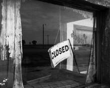 Closed_cafe