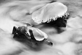 Ice_and_fluid_water___4