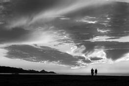 Couple_at_sunset