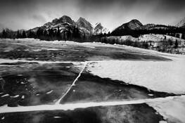 Lake_abraham_i