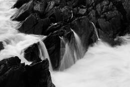 Rushing_water_2
