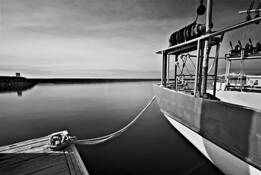 Calm_boat