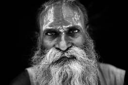 Sadhu_i