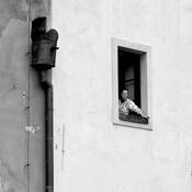 Woman_with_drainpipe_and_cigarette