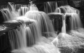 Lower_taughannock_falls