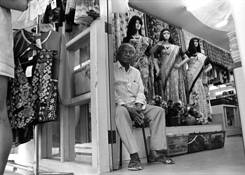 New_customer_in_little_india