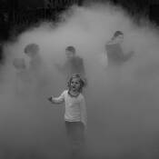 Children_in_the_mist