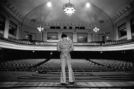 Elvis_lives