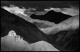Tsemo_monastery