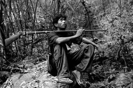 Mlabri_hunter