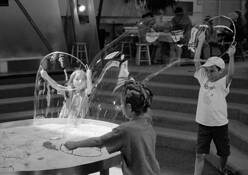 Giant_bubble
