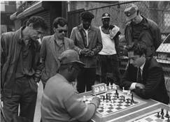 Seventh_avenue_chess_game