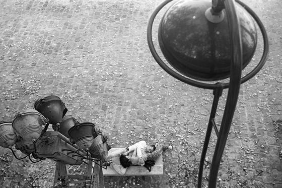 Sleeping_by_the_seine