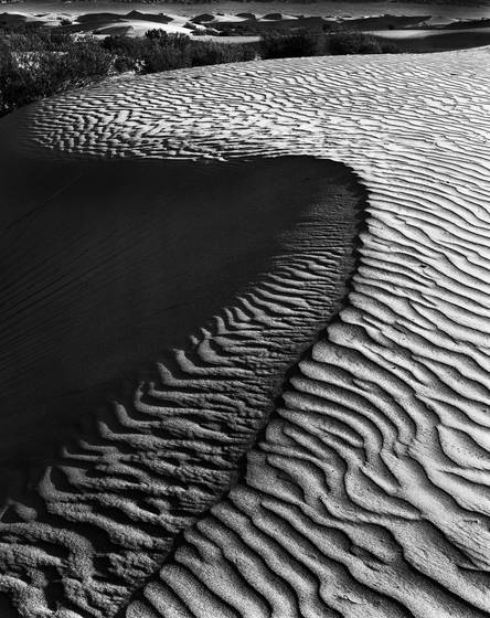 Death_valley_sand_dunes