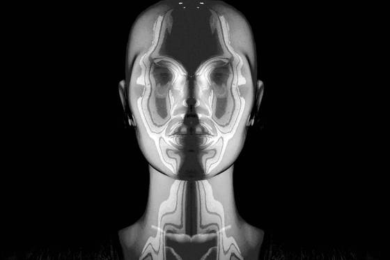 Mirror_face_3