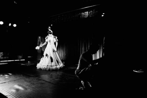 Irma_and_fernanda_on_stage